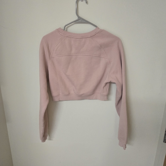 Alphalete Classic Crew Crop, Rose - Picture 5 of 5